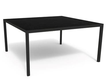 PLEIN AIR 007 - Contemporary style porcelain stoneware kitchen table (Request Info).
