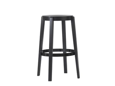 PUNTON - Wooden stool (Request Info).