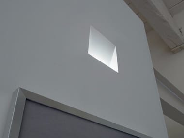 PURA - LED wall-mounted steplight (Request Info).