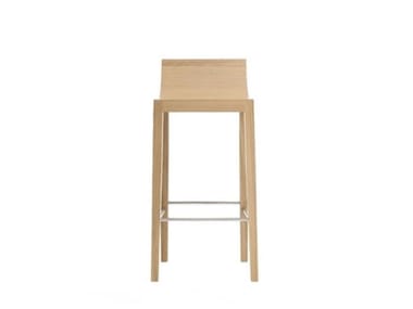 RDL BQ7298 - High oak stool with back (Request Info).