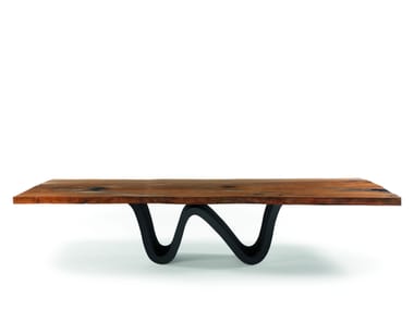 KAURI BREE E ONDA - Rectangular table with kauri solid wood and iron base (Request Info).