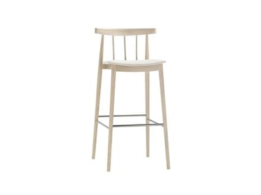 SMILE BQ0328 / BQ0347 - High beech stool with integrated cushion with footrest (Request Info).