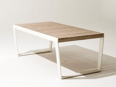 SPINNAKER - Extending garden table (Request Info).