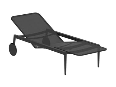 STYLETTO - Recliner Batyline sun lounger with castors (Request Info).