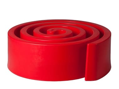 SUMMERTIME - Round polyethylene pouf (Request Info).