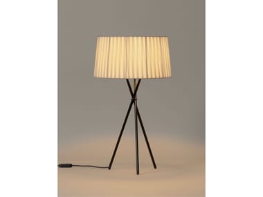 TR?PODE G6/TR?PODE M3 - LED metal table lamp with Dimmer (Request Info).