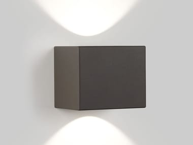 TIGA - LED dimmable metal outdoor wall lamp (Request Info).