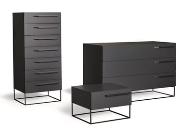 TO BE - Wooden chest of drawers (Request Info).