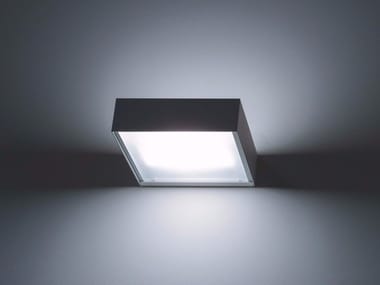 TOAST - Glass and metal wall lamp (Request Info).