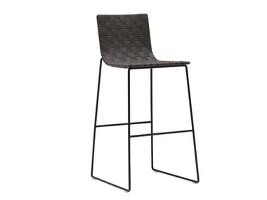 TRENZA BQ0705 - High sled base polypropylene garden stool (Request Info).