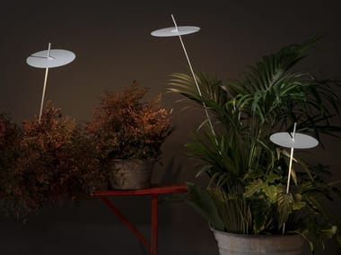 XANA - LED aluminium floor lamp (Request Info).