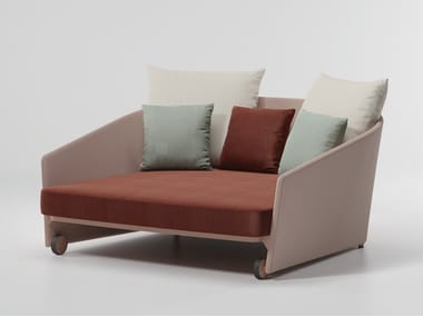 BITTA LOUNGE - Garden bed with castors (Request Info).