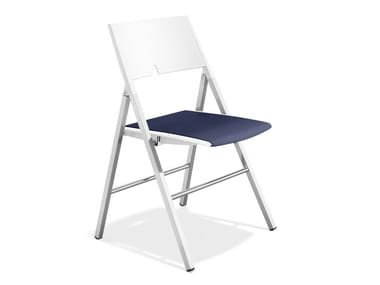AXA 1035/00 - Folding plastic chair (Request Info).