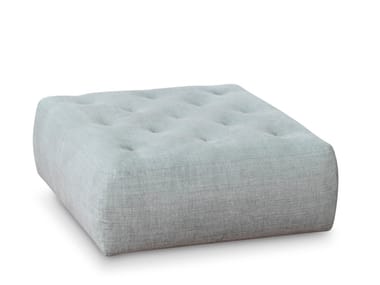 COOKIE - Square fabric pouf with removable lining with castors (Request Info).
