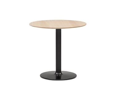 DUAL OCCASIONAL ME6374/76/83/85 - Round oak coffee table (Request Info).