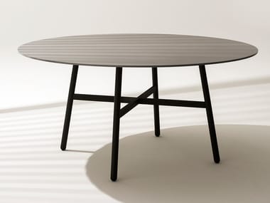 GAMMA 160 - Round garden table (Request Info).