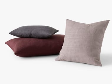 HEAVY LINEN SC28 - Solid-color square linen cushion (Request Info).