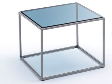 ILE - Square coffee table (Request Info).