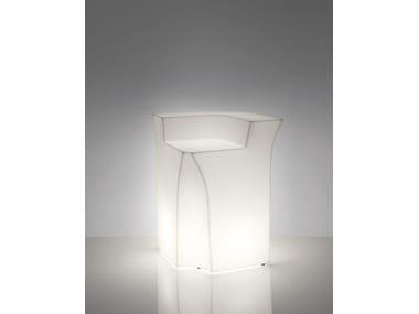 JUMBO CORNER - Illuminated outdoor polyethylene bar counter (Request Info).