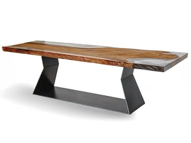 KAURI BEDROCK - Rectangular table with Kauri solid wood and iron base (Request Info).