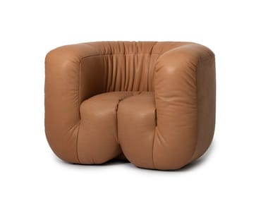 DS-707 - Leather armchair with armrests (Request Info).