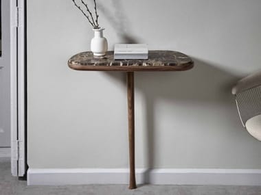 MOMENTS - console table.