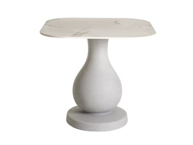 OTTOCENTO - Square polyethylene garden table (Request Info).