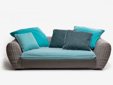 PANDA 02/03 - Resin garden sofa with removable cover (Request Info).