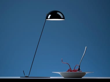 POST PRANDIUM - LED rechargeable metal table lamp.