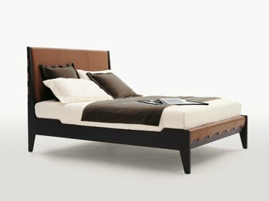 TALAMO - Leather double bed with upholstered headboard.