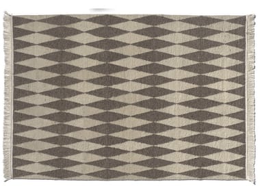 NEYRIZ - Wool rug with geometric shapes (Request Info).