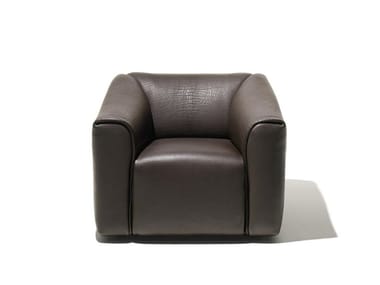 DS-47 - Leather armchair (Request Info).