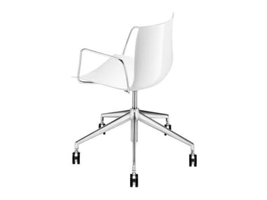 CATIFA 46 - Chair with 5-spoke base with armrests (Request Info).