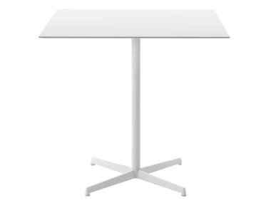 KOBE - Square garden table with 4-star base (Request Info).