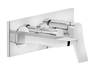 RILIEVO - 3 hole brass bathtub mixer with plate by Gessi