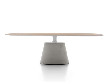 ROCK TABLE MAXI - Cement dining table with wooden top (Request Info).