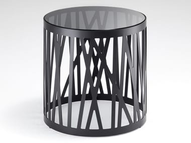ROLF BENZ 8330 - Round glass and steel coffee table (Request Info).