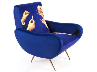 LIPSTICKS - Fabric armchair with armrests (Request Info).