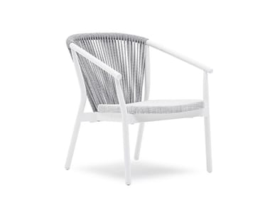 SMART - Garden stackable powder coated aluminium easy chair with armrests by Varaschin