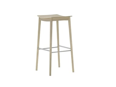 SMILE BQ0329 / BQ0351 - High beech barstool with footrest (Request Info).