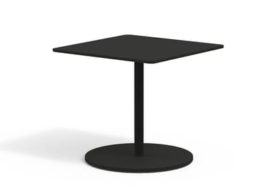 BUTTON 003 - Square aluminium garden table (Request Info).