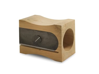 TEMPERINO - Low solid cedar wood stool.