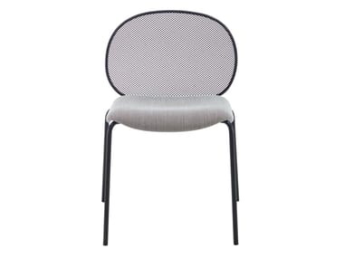 UNBEAUMATIN - Steel chair with integrated cushion.