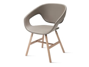 VAD WOOD IMBOTTITA - Upholstered fabric chair with armrests (Request Info).