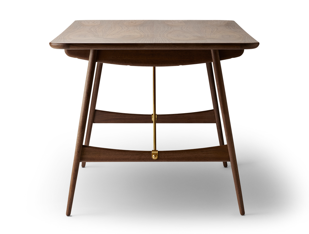 BM1160 HUNTING TABLE