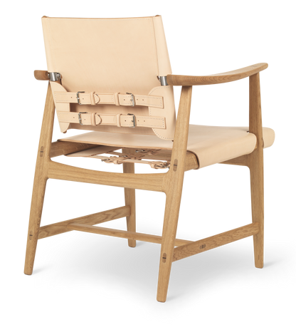BM1106 HUNTSMAN CHAIR