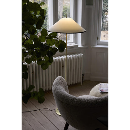 Edgeform Tafta Floor Lamp Ø52 Black/Off-White