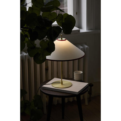 Edgeform Tafta Table Lamp Red/Off-White