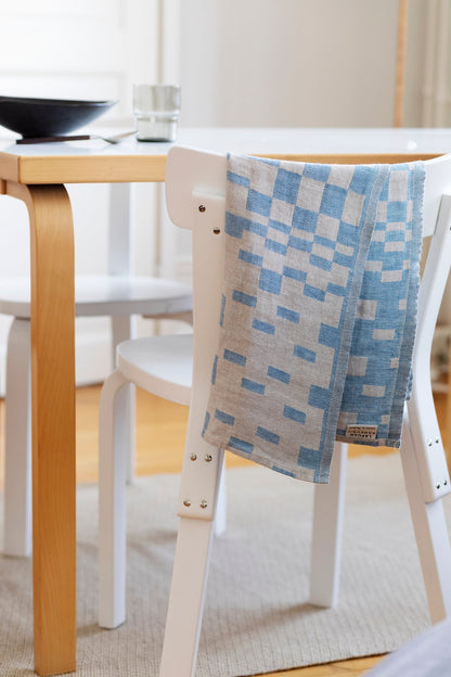 Aalto table 82A, birch - white laminate