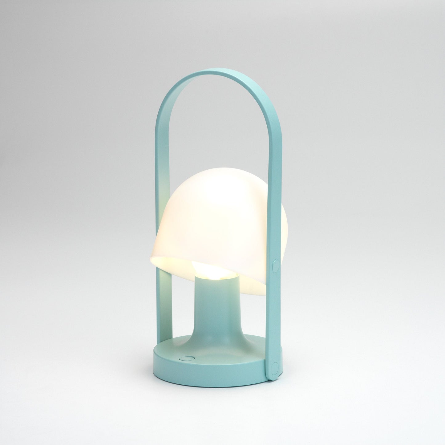 FollowMe - LED adjustable cordless polycarbonate table lamp.